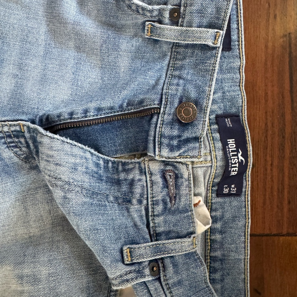 Hollister Men's Denim Slim Straight Jeans